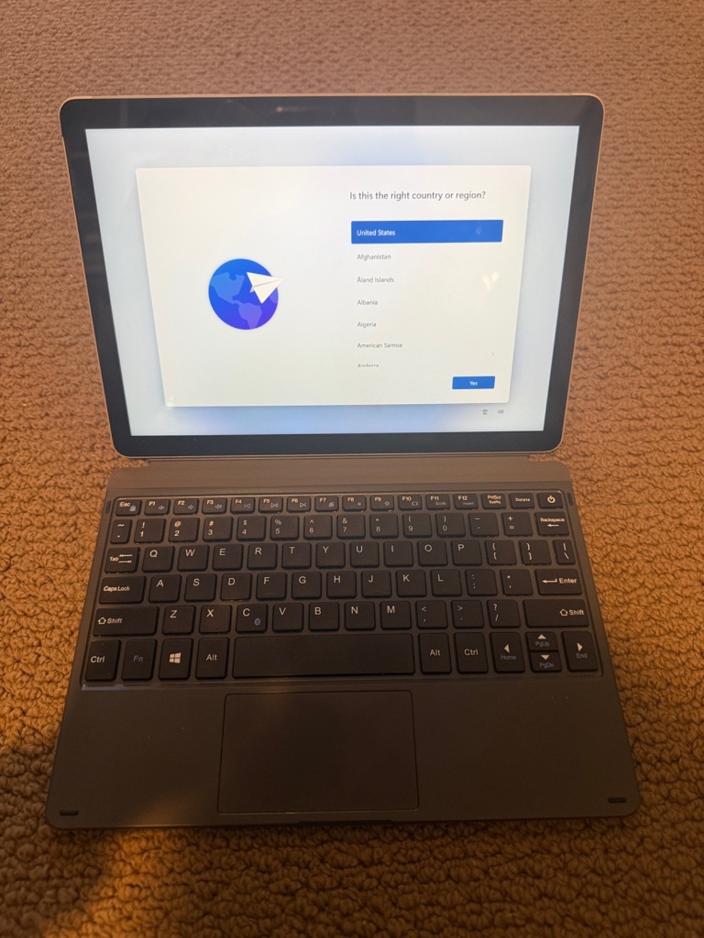 Microsoft surface go 2- 10.5 LTE unlocked touch screen -8gb-128gb SSD WiFi+LTE